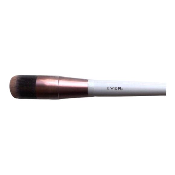 Ever Beauty NIP FACE 2 BRUSH Beveled Edge Wide Edge Foundation Brush - Picture 3 of 14